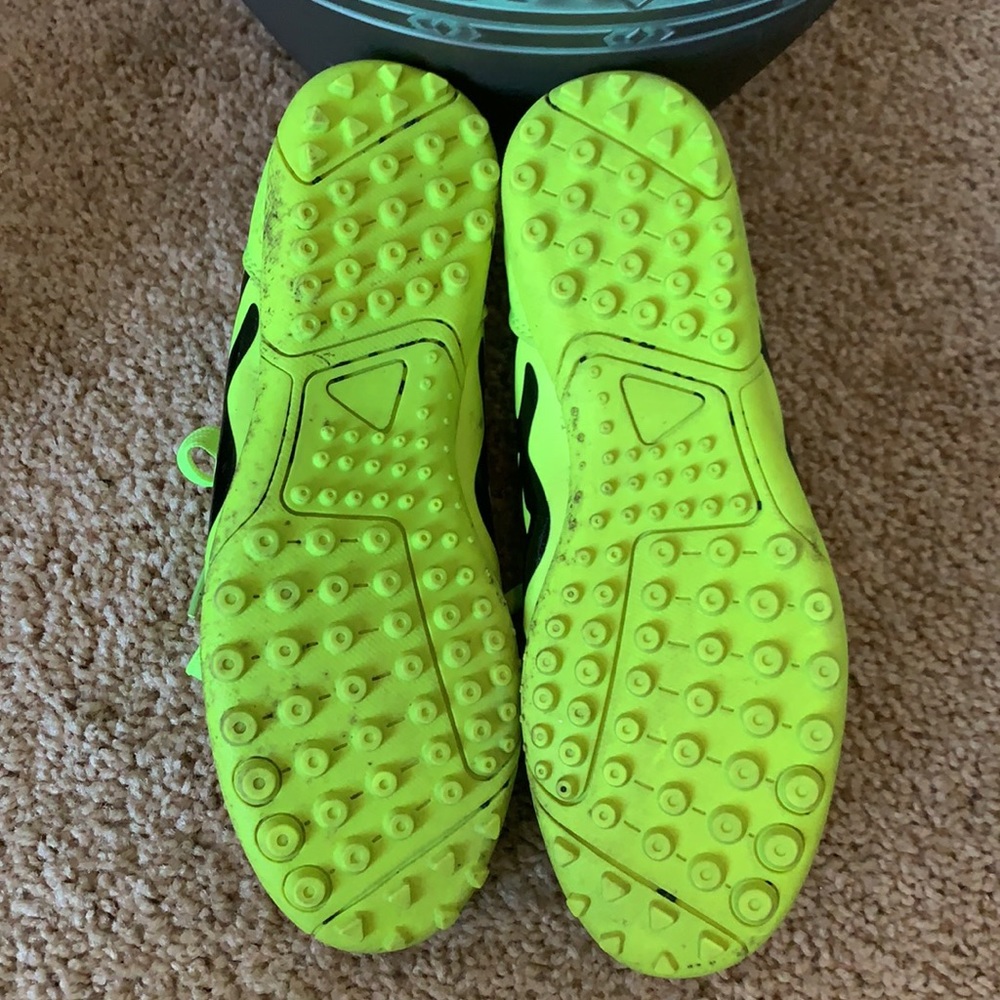 Turf Cleats - Picture 3 of 3